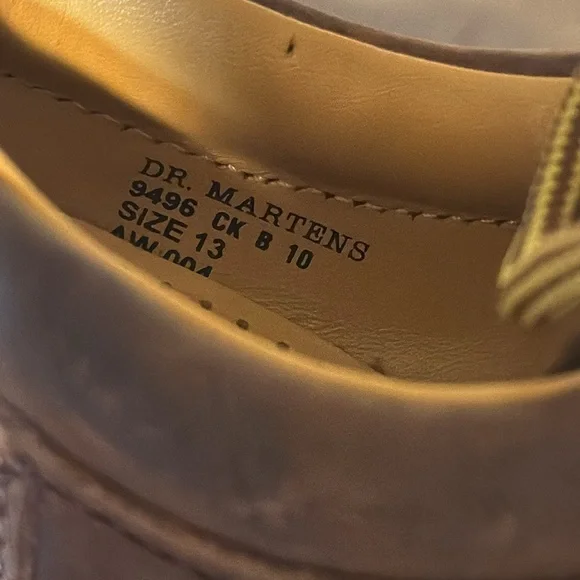 Dr. Martens Air Wair England Original Brown Leather Shoes Children Size 13 - Picture 7 of 8